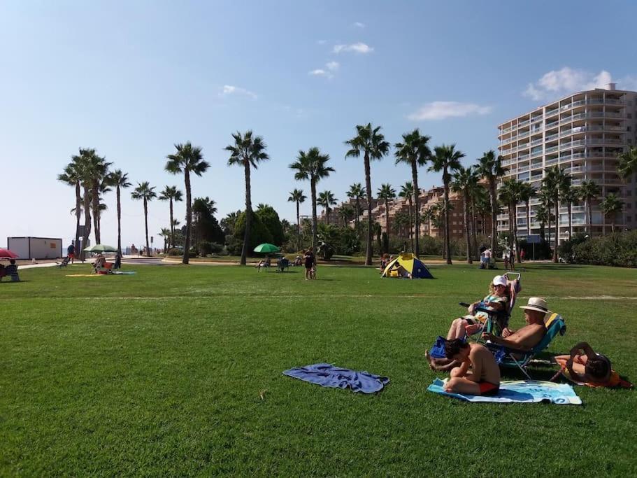 Primera Linea De Playa, Pies En La Arena, Marina D'Or Magic Word El Borseral Kültér fotó